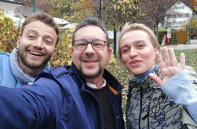 Алексей Усик с ведущими «Орла и Решки» в Мюнхене